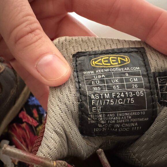 Keen Hiking Boots Sz 9 - Picture 5 of 6